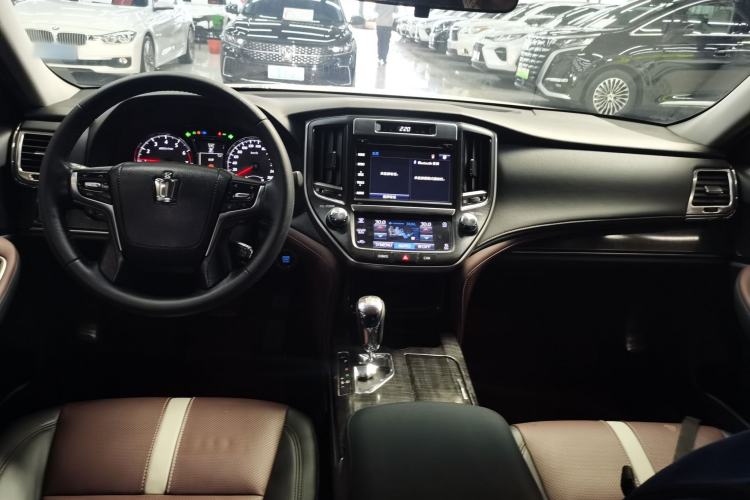 Used Toyota Crown 2017 2.0T Sport Edition
