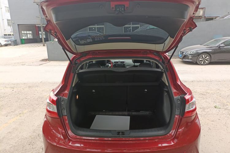 Used Nissan Tiida 2019 1.6L CVT Smart Drive Version China VI Standard
