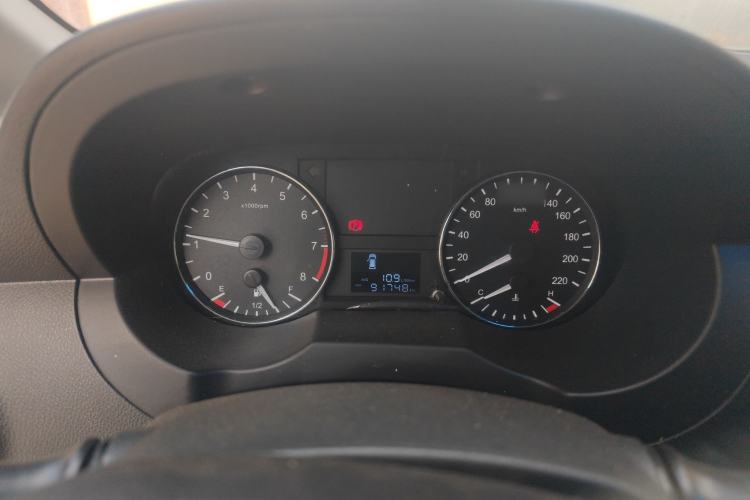 Used JAC Refine M3 2015 Maker Edition 1.6L Luxury Smart Version