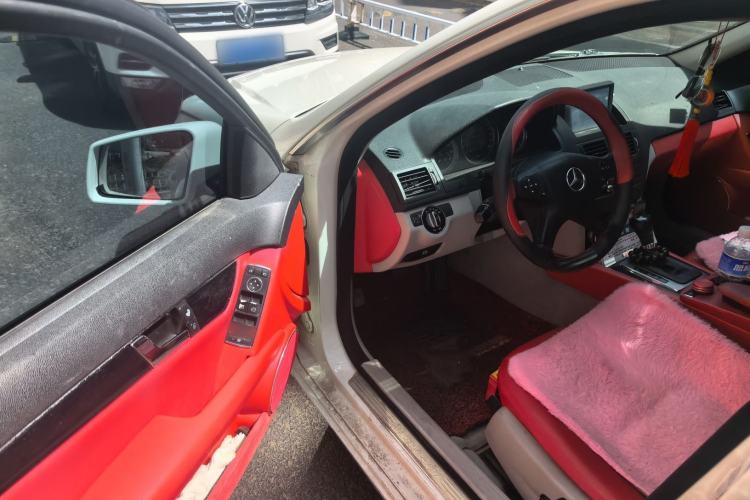 Used Mercedes-Benz C-Class 2010 C 180K Classic model Driver Seat