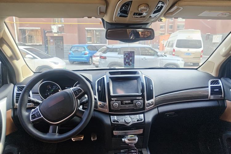 Used Haval H9 2015 2.0T Four-Wheel Drive Luxury 7-Seater
