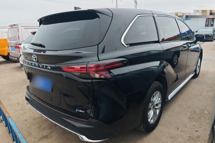 Used Toyota Granvia 2024 2.5L Hybrid Comfort Edition