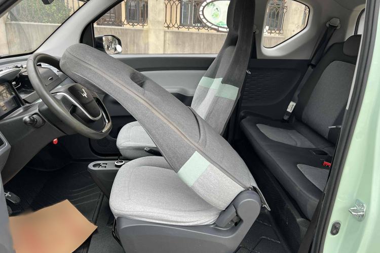 Used Wuling Hongguang MINIEV 2021 Macaron Premium Model – Lithium Iron Phosphate