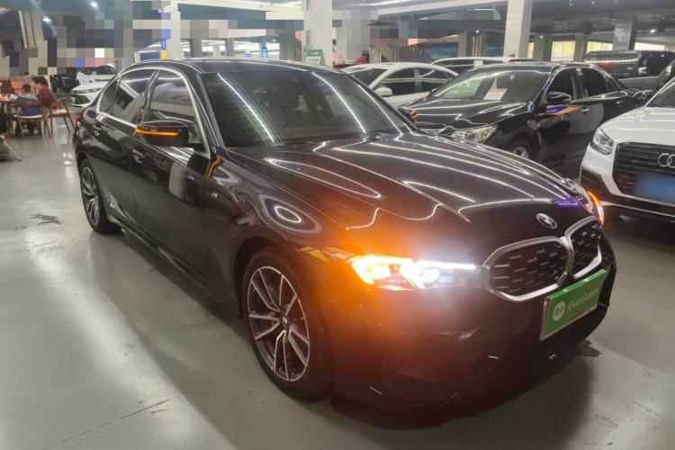 Used BMW 3 Series 2025 325Li M Sport Package Front Right 45 Deg