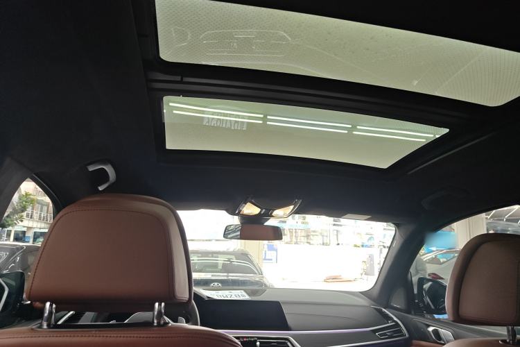 Used BMW X7 2022 xDrive40i Luxury M Sport Package
