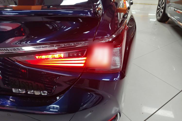 Used Lexus ES 2022 200 Excellence Edition