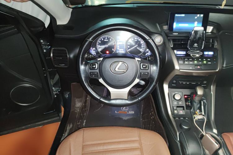 Used Lexus NX 2015 200 Front-Wheel Drive X-Trail SE Edition