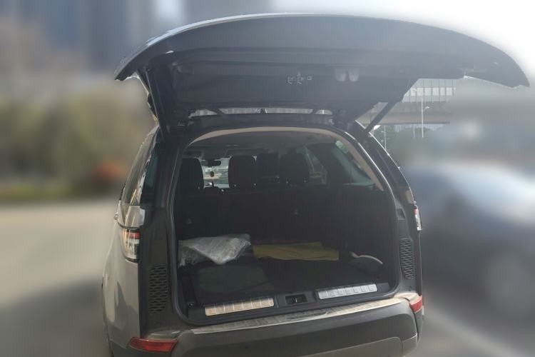 Used Land Rover Discovery 2020 3.0 SC V6 SE