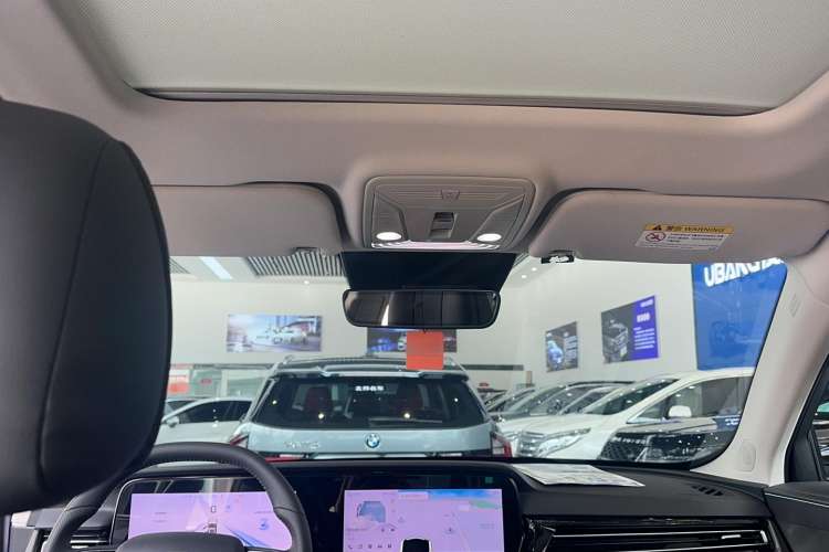 Used Hongqi HS5 2023 2.0T Qixiang Pro Edition
