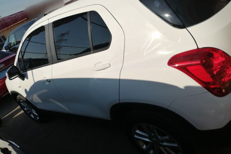 Used Chevrolet Trax 2016 1.4T Automatic Two-Wheel Drive Comfort Version with Sunroof