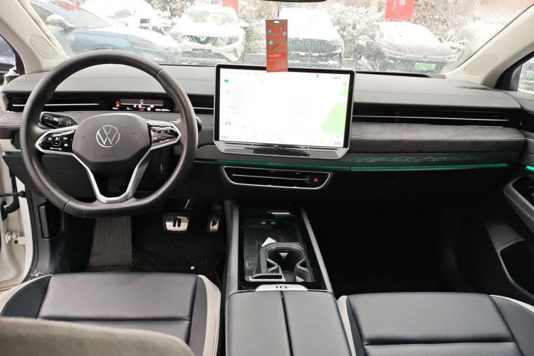 Used Volkswagen ID.7 VIZZION 2024 AIR model
