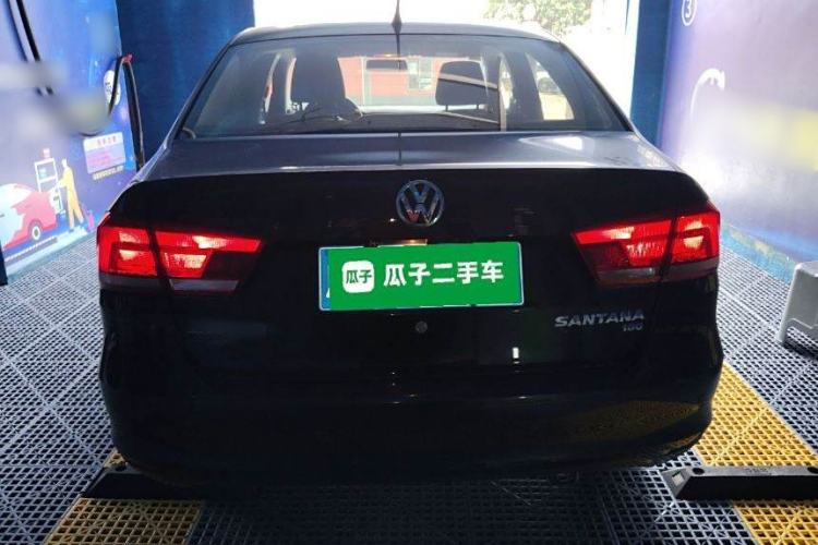 Used Volkswagen Santana 2015 1.6L Manual Fashion Edition Exterior 4
