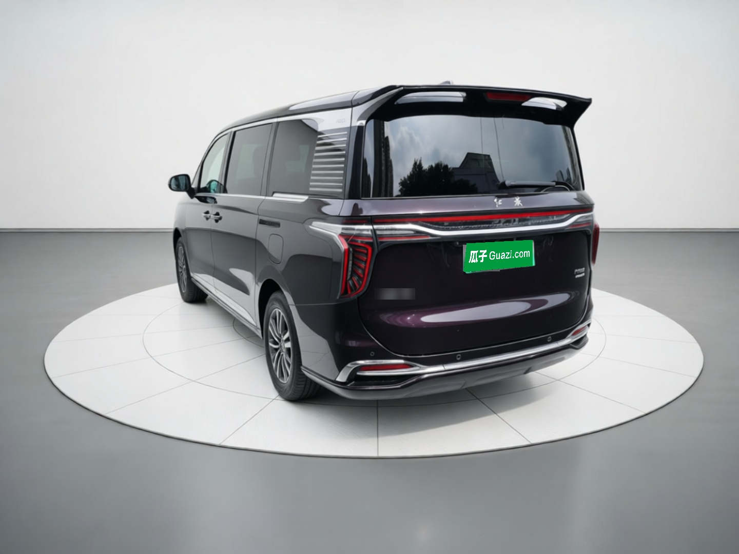 Hongqi HQ9 PHEV 2024 2.0T Four-Wheel Drive Business Edition — снимка 4