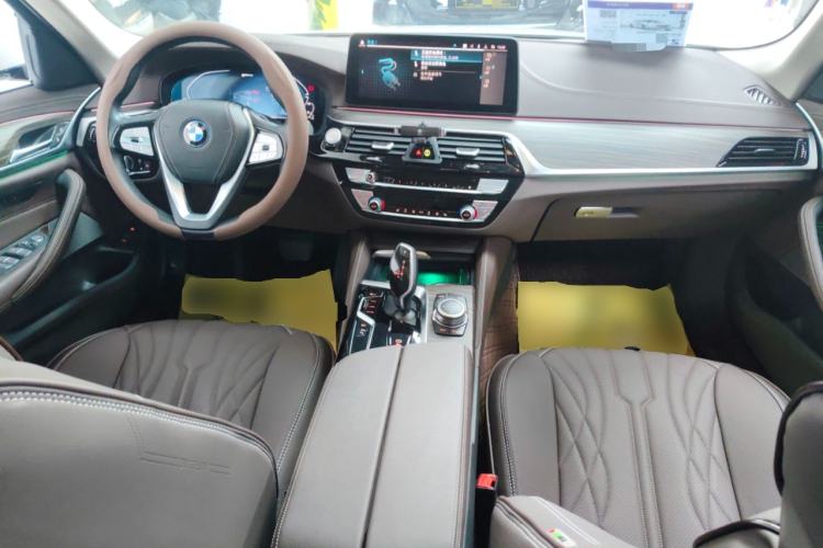 Used BMW 5 Series New Energy 2022 Updated Version 535Le Luxury Package
