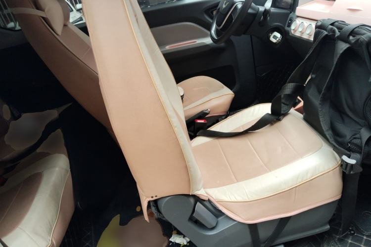 Used Wuling Hongguang MINIEV 2022 Macaron Premium Model – Lithium Ternary Battery
