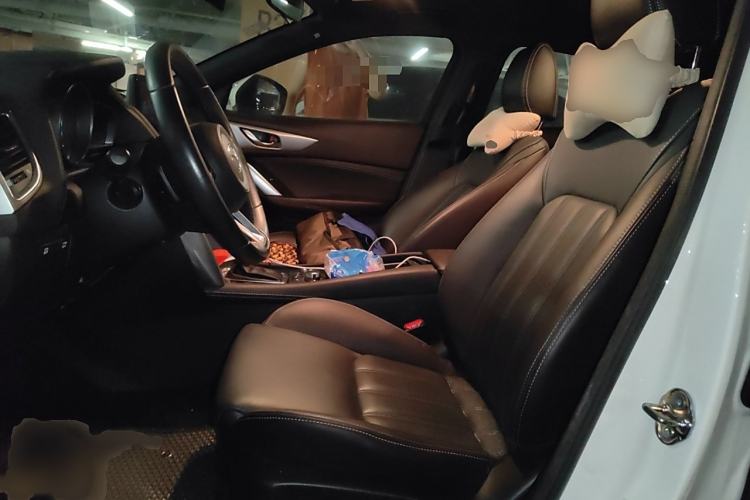 Used Mazda CX-4 2018 2.5L Automatic 4x4 Sky Passion Edition China VI Standard