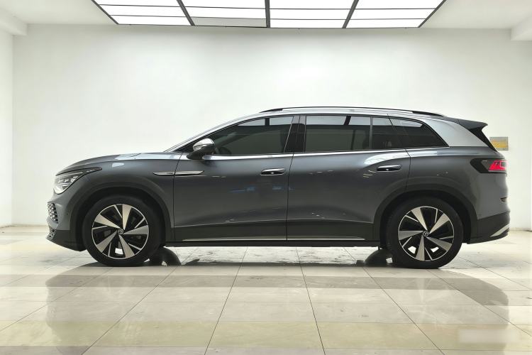 Used Volkswagen ID.6 X 2023 Ultra-Intelligent Long-Range Version
