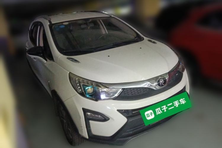 Used BYD Yuan 2016 1.5L Manual Luxury Model Front Right 45 Deg
