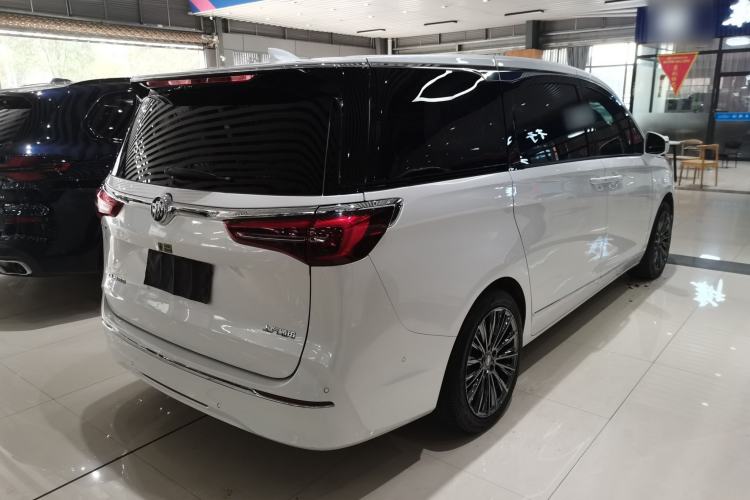 Used Buick GL8 2022 ES Landtrek 653T Luxury Edition
