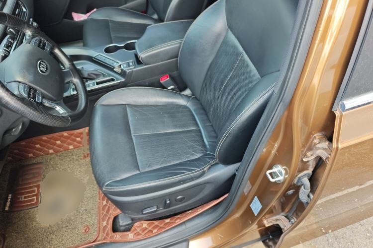 Used Kia KX7 2017 2.0T Automatic Two-Wheel Drive GLS 7-Seater