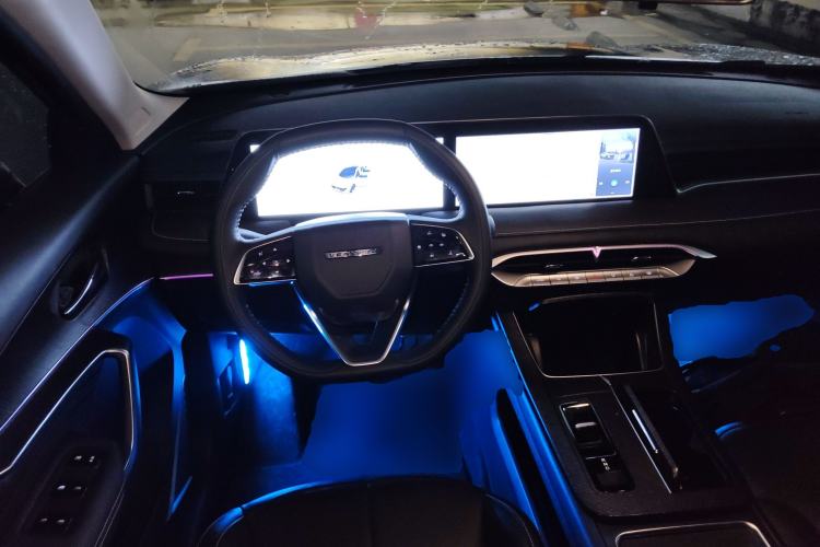 Used Venucia V DD-i 2023 110km iT Version
