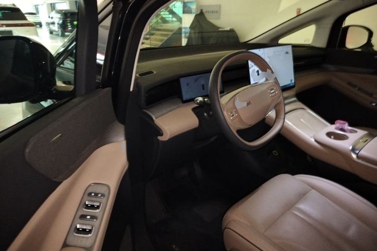 Used XPeng X9 2025 740 Ultra-Long Range Max