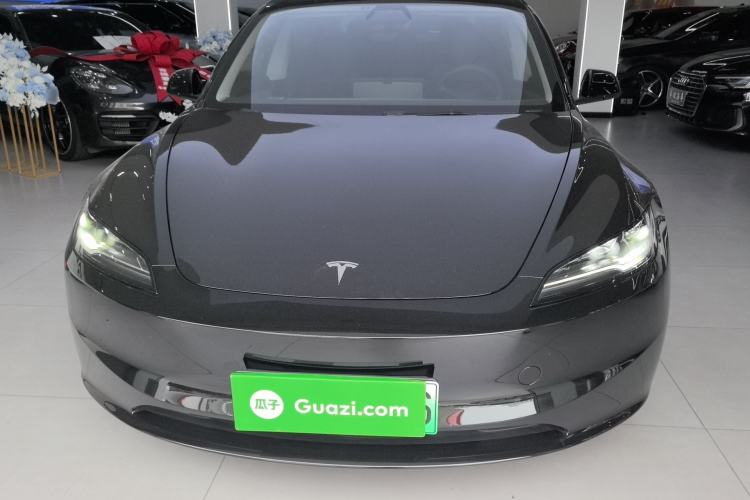 Used Tesla Model 3 2025 Rear-Wheel-Drive Version