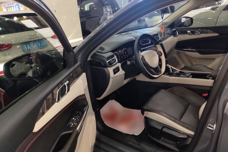 Used Lynk & Co 02 2019 1.5T DCT Two-Wheel Drive Zhaoban Version China VI Standard