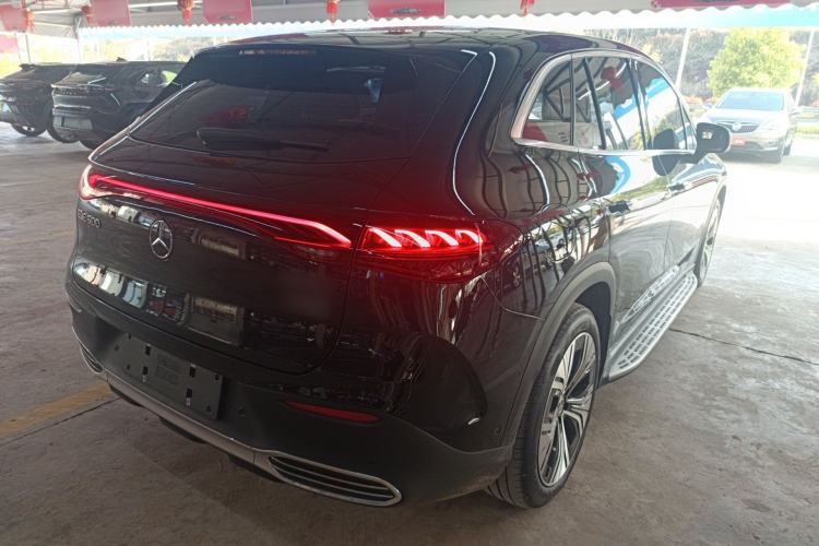 Used Mercedes-Benz EQE SUV 2024 500 4MATIC Luxury Edition Rear Right 45 Deg