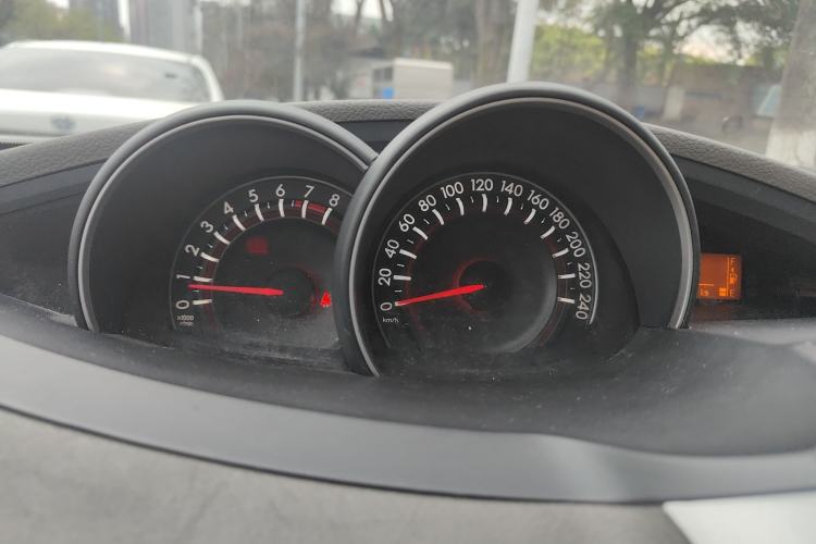 Used Toyota Verso 2014 Starlight 180G CVT Comfortable Multi-Function Edition