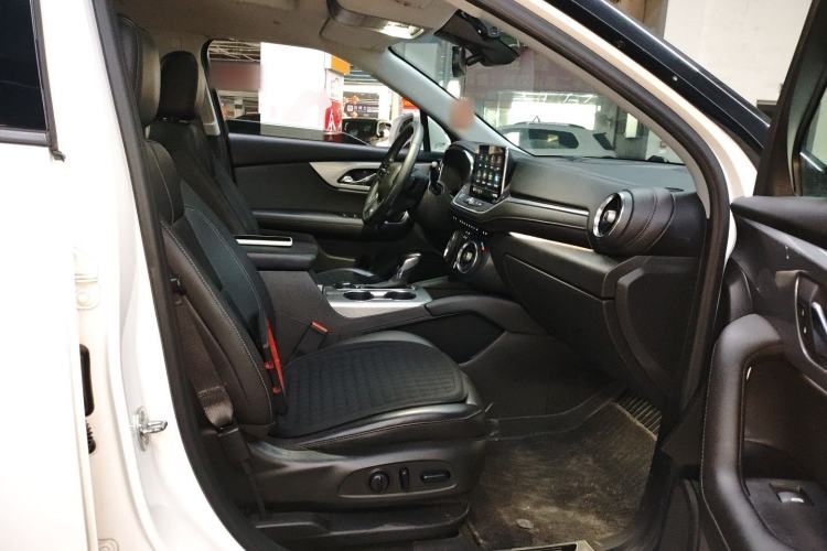 Used Chevrolet Blazer 2022 Mild Hybrid 650T 7-Seater Wei Version
