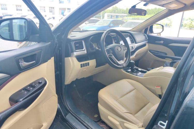 Used Toyota Highlander 2018 2.0T Four-Wheel Drive Elite Edition 7 Seats China V Standard
