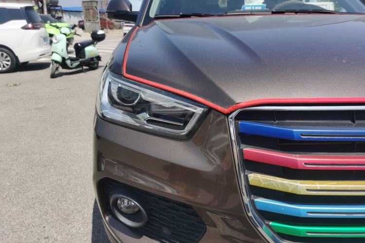 Used Haval H6 Coupe 2017 Red Label 2.0T Manual Two-Wheel Drive Elite Model
