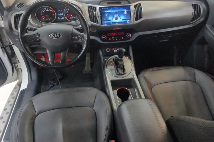 Used Kia Sportage R 2015 2.0L Automatic Two-Wheel Drive DLX Model Center Console