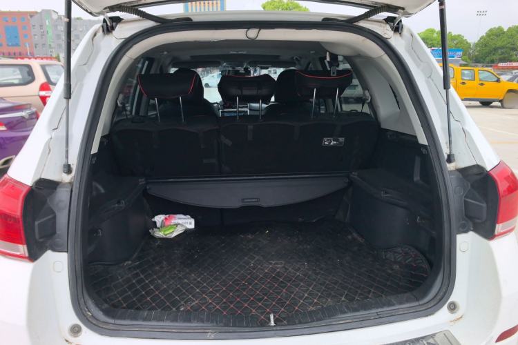 Used Haval H6 2017 Blue Label Sport Edition 1.5T Manual Two-Wheel Drive Elite Model Trunk