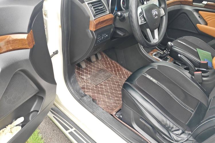 Used BAIC Weiwang S50 2016 1.5T Manual Happy Motion Superior Edition
