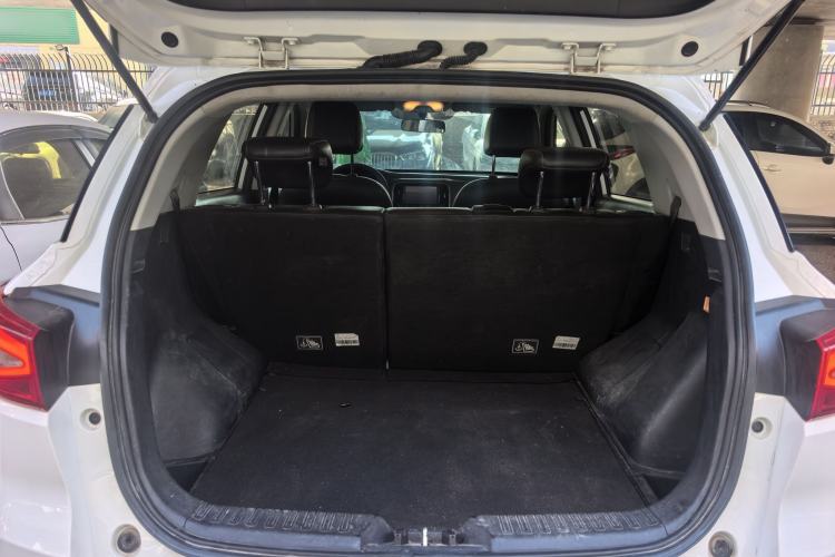 Used GAC Trumpchi GS3 2017 150N Automatic Elite Edition Trunk