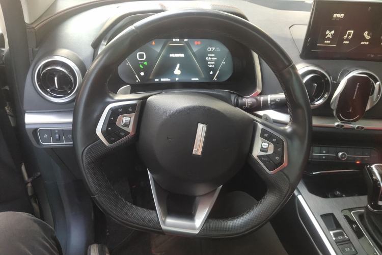 Used Wey VV5 2019 Upgraded Model 2.0T Two-Wheel Drive Flagship Version China V Standard