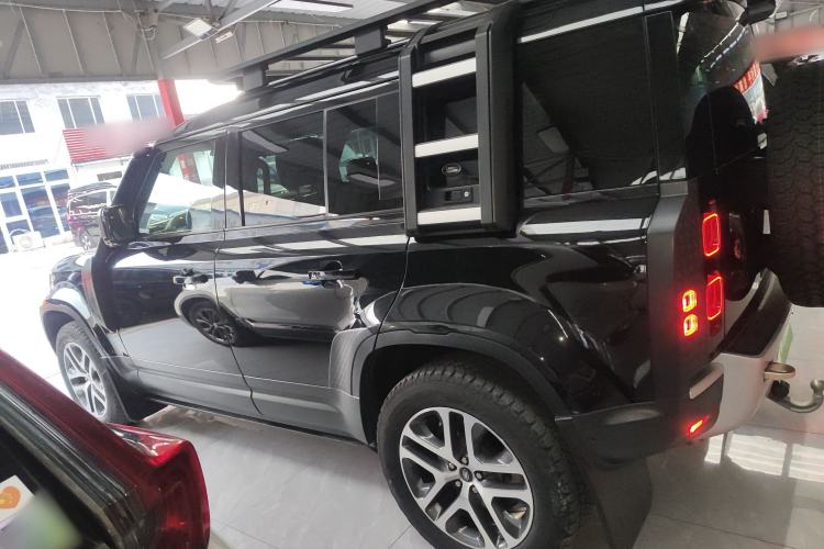 Used Land Rover Defender 2021 110 P400 Dark Special Edition
