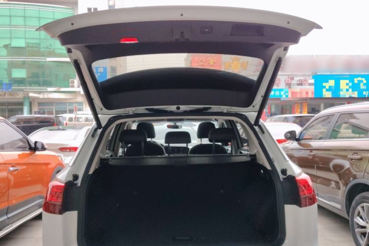 Used Volkswagen Tayron 2021 280TSI Two-Wheel Drive Luxury Smart Connectivity Version Trunk