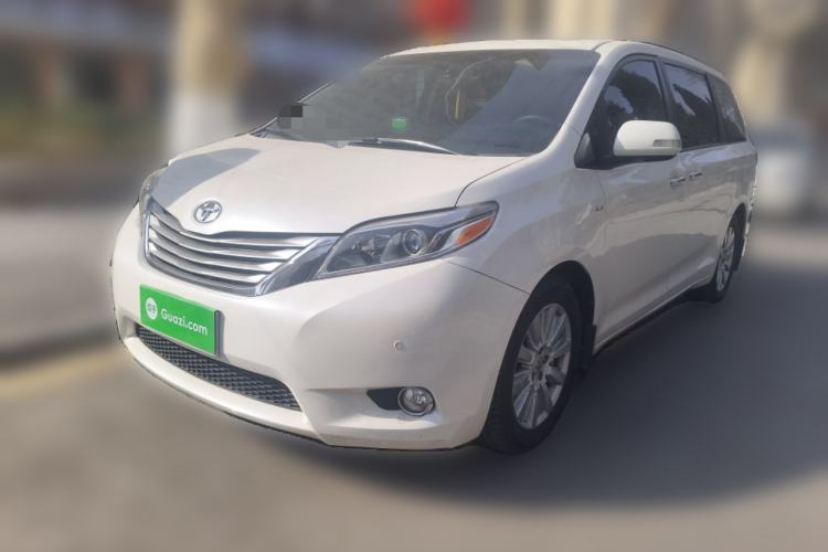 Used Toyota SIENNA 