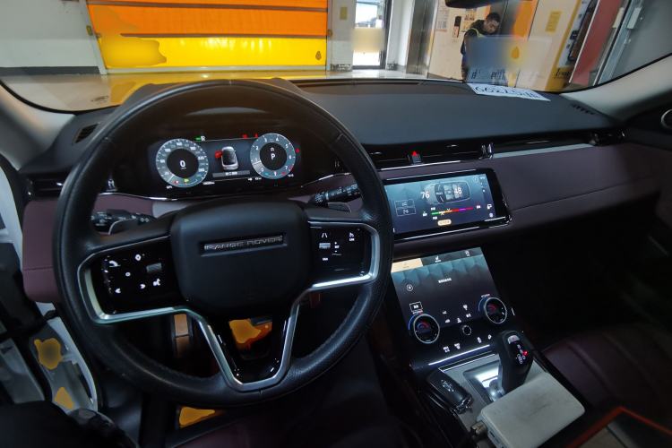 Used Land Rover Range Rover Evoque 2023 Aurora L 249 PS Luxury Edition
