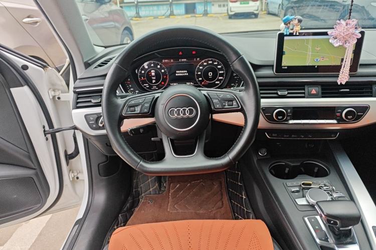 Used Audi A4L 2018 30th Anniversary Edition 45 TFSI quattro Sport model