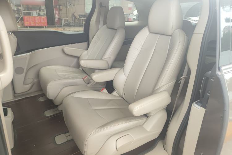 Used Buick GL8 2017 25S Luxury Version China V Standard Left Rear Seat