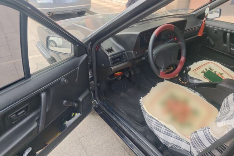 Used Volkswagen Santana Classic 2007 1.8L Jingchang Model
