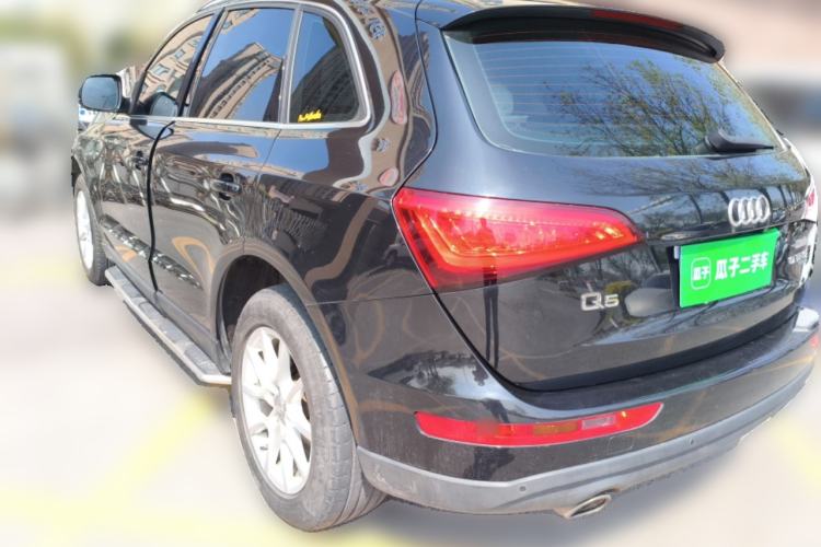 Used Audi Q5 2015 40 TFSI Trendy Edition Rear Left 45 Deg