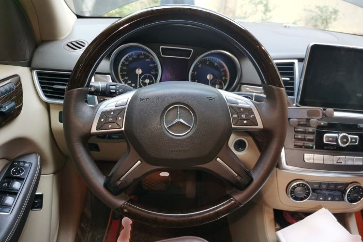 Used Mercedes-Benz M-Class 2012 ML 350 Luxury Edition