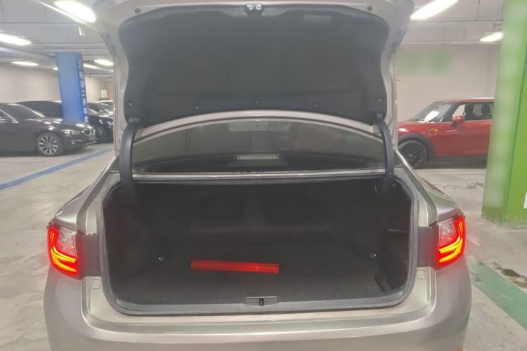 Used Lexus ES 2015 300h Comfort Edition