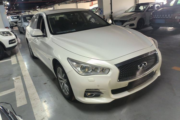 Used Infiniti Q50 2014 2.0T Comfort Edition
