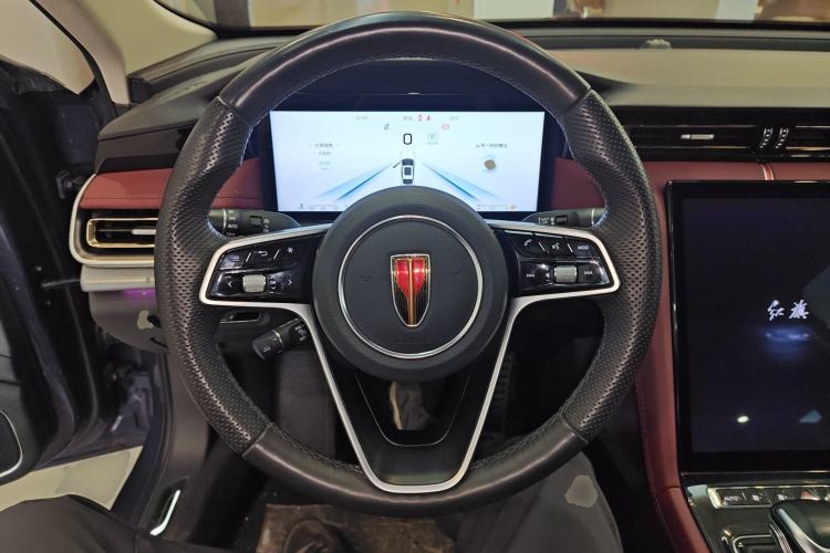 Used Hongqi H5 2023 2.0T Automatic Smart Connect Flagship Edition Steering Wheel